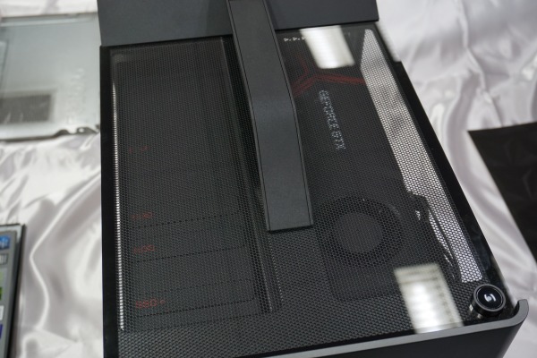 ���m�{ Legion