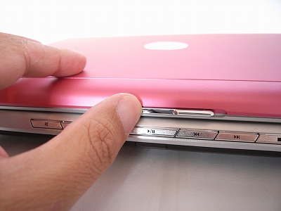 dell Inspiron 1520���b�`