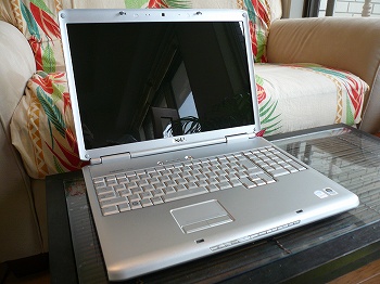 Inspiron 1720�̃��r���[