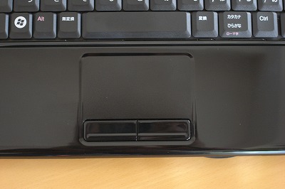 Inspiron 15�^�b�`�p�b�h