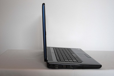 �t������