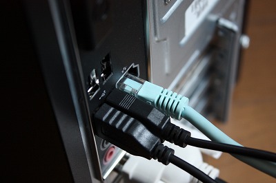 LAN�P�[�u���ڑ�