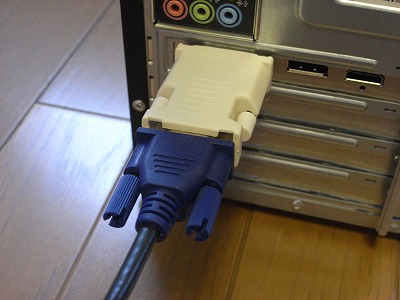 VGA�P�[�u��