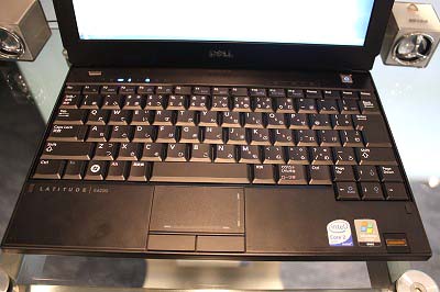 Latitude E4200�L�[�{�[�h