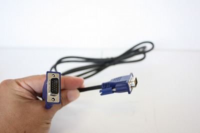 D-Sub�P�[�u��