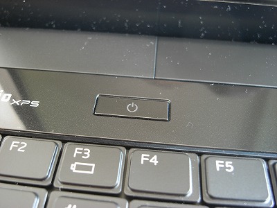 Studio XPS 13�d���{�^��