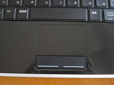 Studio XPS 13�^�b�`�p�b�h