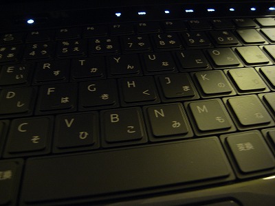 Studio XPS 13�o�b�N���C�g